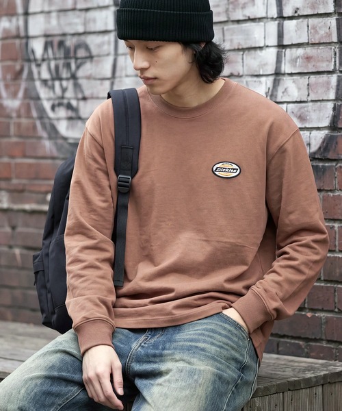 Dickies(ディッキーズ)の「【GENUINE DICKIES/ジェニュインディッキーズ】ワンポイント ミニ刺繍 ワッペン クルーネック 長袖 Tシャツ(Tシャツ/カットソー・メンズ・モカ/ダークグリーン/ブラック/ホワイト・L/XL/M)」の3枚目の写真