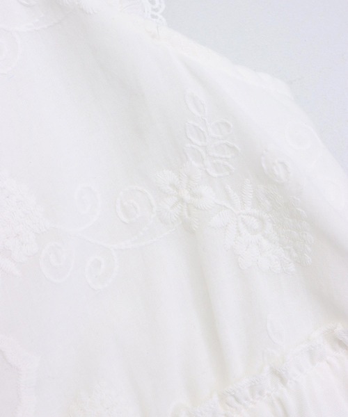 anap mimpi（アナップミンピ）の「フラワー刺繍Ｖ開きブラウス（シャツ/ブラウス・レディース・ホワイト・F）」の14枚目の写真