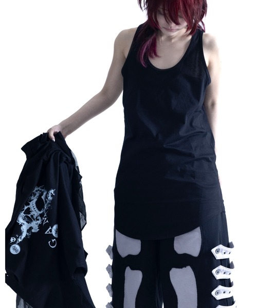 Gamchu（ガムチュ）の「『Gamchu/ガムチュ』COULD’VE CUT IT MORE. BUT I’LL STOP HERE. 2Pダメージ加工L/STEE（Tシャツ/カットソー・レディース・ホワイト/ブラック・FREE）」の7枚目の写真