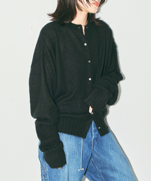 CITYSHOP(シティーショップ)の「LONG LONG SLEEVE カーディガン:ニット(ニット/セーター・レディース・ブルー系その他/ブラック・FREE)」の6枚目の写真
