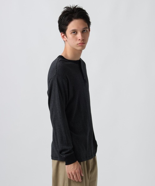 Robert P.Miller（ロバート ピー ミラー）の「[WEB限定]【Robert P.Miller】Panel Rib Henryneck Tee（Tシャツ/カットソー・メンズ・ネイビー/ブラック/ダークグレー/オフホワイト・X-LARGE/MEDIUM/LARGE）」の10枚目の写真