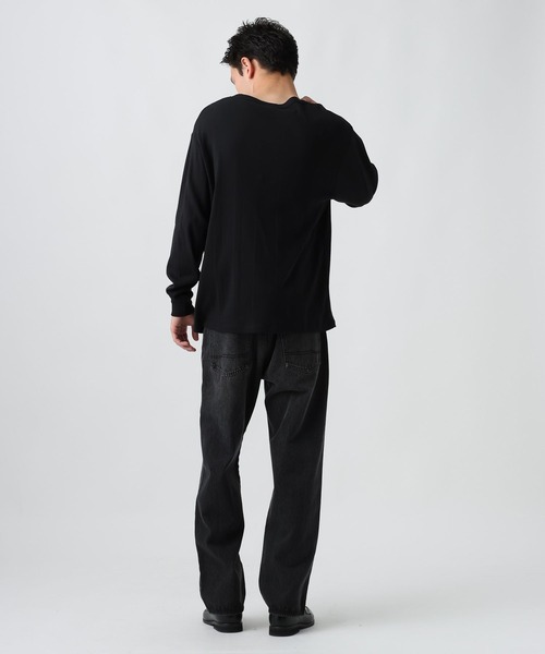 Robert P.Miller（ロバート ピー ミラー）の「[WEB限定]【Robert P.Miller】Panel Rib Henryneck Tee（Tシャツ/カットソー・メンズ・ネイビー/ブラック/ダークグレー/オフホワイト・X-LARGE/MEDIUM/LARGE）」の21枚目の写真