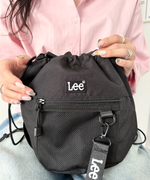 Lee(リー)の「Lee.撥水ポリエステル 2WAY巾着ショルダーバッグ.巾着バッグ(ショルダーバッグ・レディース・ブラック×グリーン/ブラック×ピンク/ブラック×パープル/ブラック×ホワイト/ブラック×ブラック・FREE)」の17枚目の写真