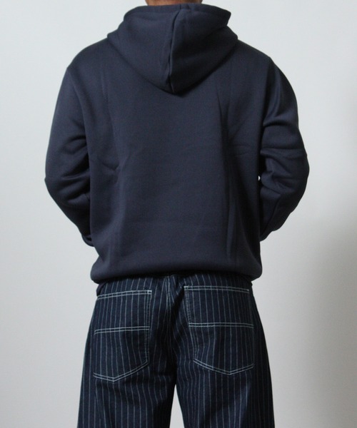 NYLAUS(ナイラス)の「【Nylaus】裏起毛 カレッジ ロゴプリント プルパーカー 長袖(パーカー・メンズ・チャコール/パープル/ネイビー/ブラック/ダークブルー/ベージュ・M/L/LL)」の10枚目の写真