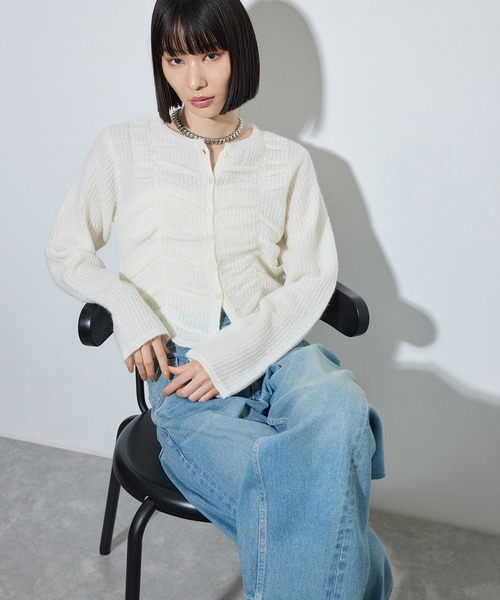 ADAM ET ROPE'(アダムエロペ)の「【WEB限定】・【定番】ダブルモヘヤシャーリングカーディガン(カーディガン/ボレロ・レディース・サックスブルー/ホワイト/グレー/ベージュ・FREE)」の2枚目の写真