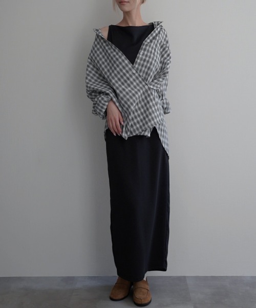 Rashik(ラシク)の「【Rashik】スリムフィットボートネックワンピース(ワンピース・レディース・ベージュ/ブラウン/ブラック・FREE)」の17枚目の写真