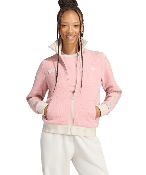 adidas(アディダス)の「adidas/アディダス adidas Originals by JENNIE BLACK PINK/CLASSIC FAN TT(ジャージ・レディース・ピンク/ブラック/ホワイト・X-LARGE/LARGE/MEDIUM/SMALL)」の12枚目の写真