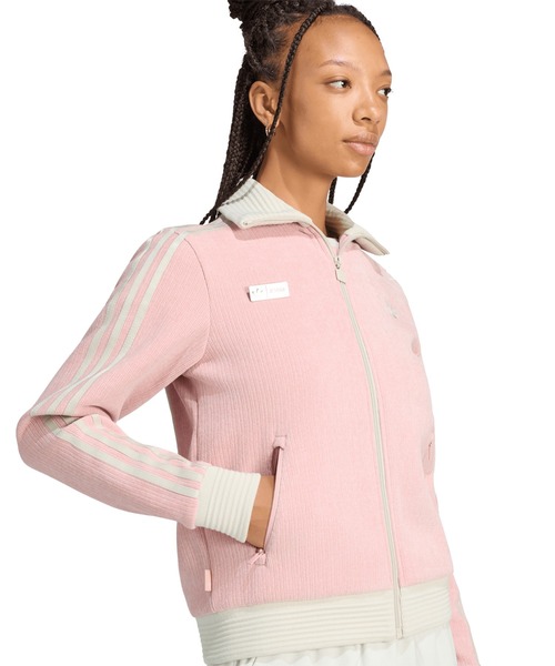 adidas(アディダス)の「adidas/アディダス adidas Originals by JENNIE BLACK PINK/CLASSIC FAN TT(ジャージ・レディース・ピンク/ブラック/ホワイト・X-LARGE/LARGE/MEDIUM/SMALL)」の13枚目の写真