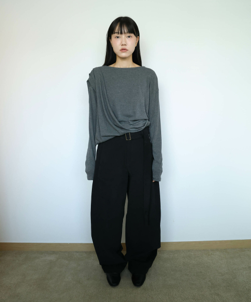 LYNTE(リンテ)の「ダブルドレープトップ(チャコール)(Tシャツ/カットソー・レディース・その他・FREE)」の2枚目の写真
