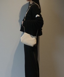 MM6 FOLDED J SHOULDER BAG