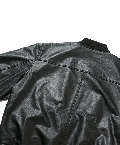 Firsthand(ファーストハンド)の「Firsthand/ファーストハンド 【限定展開】Leather Big MA-1 レザー ビッグ ブルゾン(MA-1・メンズ・ブラック・MEDIUM/LARGE)」の9枚目の写真