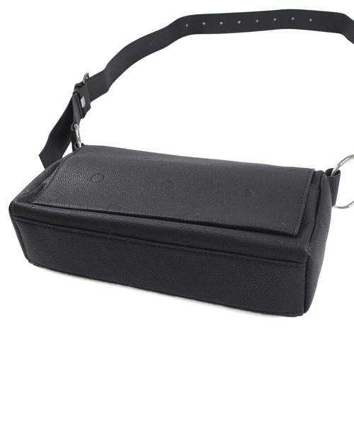 INNOCENT（イノセント）の「【BAG1】レディース ドットデザイン PUレザー ショルダーバッグ（ショルダーバッグ・レディース・ベージュ/シルバー/ブラック・FREE）」の10枚目の写真