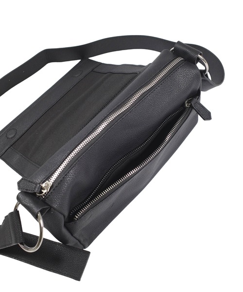 INNOCENT（イノセント）の「【BAG1】レディース ドットデザイン PUレザー ショルダーバッグ（ショルダーバッグ・レディース・ベージュ/シルバー/ブラック・FREE）」の12枚目の写真