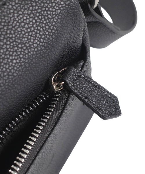 INNOCENT（イノセント）の「【BAG1】レディース ドットデザイン PUレザー ショルダーバッグ（ショルダーバッグ・レディース・ベージュ/シルバー/ブラック・FREE）」の13枚目の写真