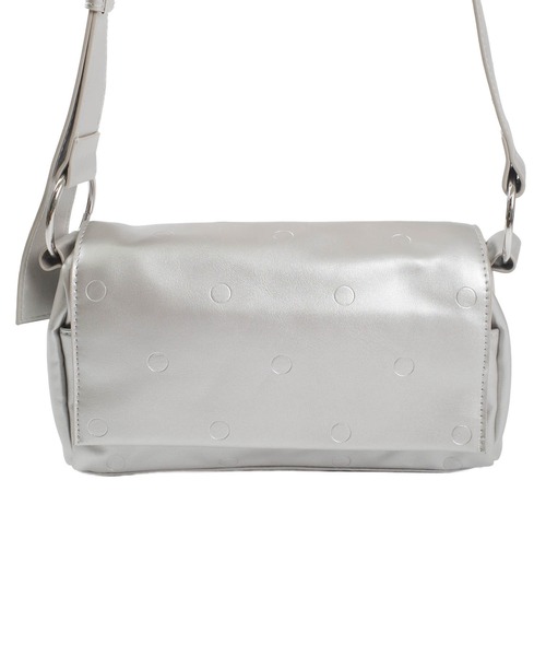 INNOCENT（イノセント）の「【BAG1】レディース ドットデザイン PUレザー ショルダーバッグ（ショルダーバッグ・レディース・ベージュ/シルバー/ブラック・FREE）」の18枚目の写真