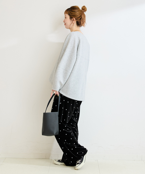 B.C STOCK(ベーセーストック)の「手洗い可 / ダンボールロングスリーブ(Tシャツ/カットソー・レディース・イエロー/ブラウン/チャコールグレー/ホワイト/ネイビー・FREE)」の7枚目の写真