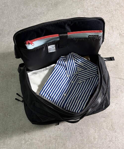 NOIR(ノワール)の「【NoiR(ノワール)】Transistorshoulder / トランジスタショルダー / N26004 / 20.4~33L / ユニセックス【WEB限定】(ショルダーバッグ・メンズ・ブラック・フリー)」の3枚目の写真