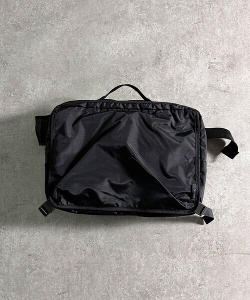 NOIR(ノワール)の「【NoiR(ノワール)】Transistorshoulder / トランジスタショルダー / N26004 / 20.4~33L / ユニセックス【WEB限定】(ショルダーバッグ・メンズ・ブラック・フリー)」の4枚目の写真