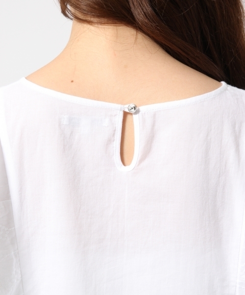 GLOBAL WORK（グローバルワーク）の「レーススリーブVブラウス半袖/710063（シャツ/ブラウス・レディース・ホワイト/ブラック/カーキ/サックスブルー・LARGE/MEDIUM）」の10枚目の写真