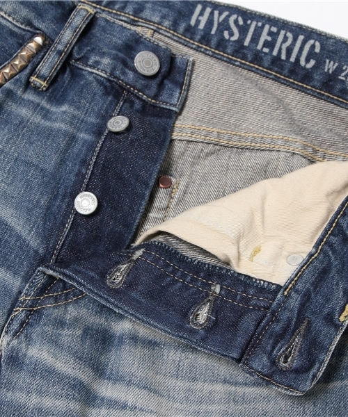 HYSTERIC GLAMOUR（ヒステリックグラマー）の「HB/SK加工HEARTBREAKERS pt デニムスリムストレートPT（デニムパンツ・メンズ・インディゴブルー・28inch/29inch/31inch/32inch/30inch/34inch）」の7枚目の写真