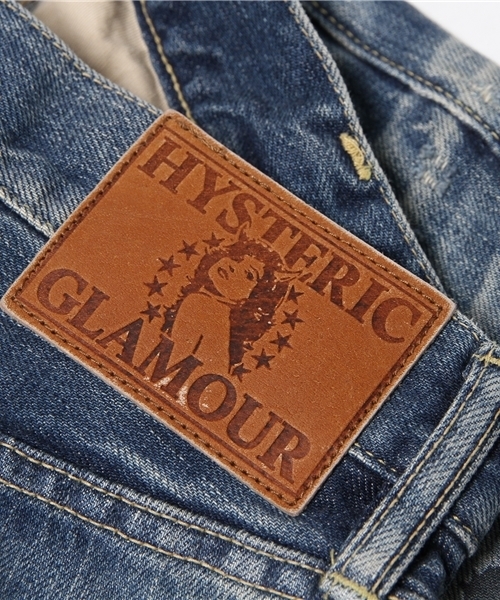 HYSTERIC GLAMOUR（ヒステリックグラマー）の「HB/SK加工HEARTBREAKERS pt デニムスリムストレートPT（デニムパンツ・メンズ・インディゴブルー・28inch/29inch/31inch/32inch/30inch/34inch）」の2枚目の写真