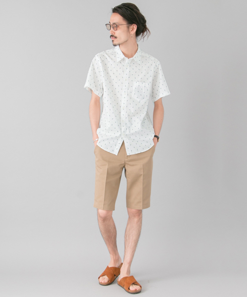 URBAN RESEARCH（アーバンリサーチ）の「UR 柄半袖レギュラーシャツ（シャツ/ブラウス・メンズ・ネイビー/ベージュ/イエロー/ホワイト系その他/レッド/ホワイト/ピンク・LARGE/MEDIUM）」の11枚目の写真