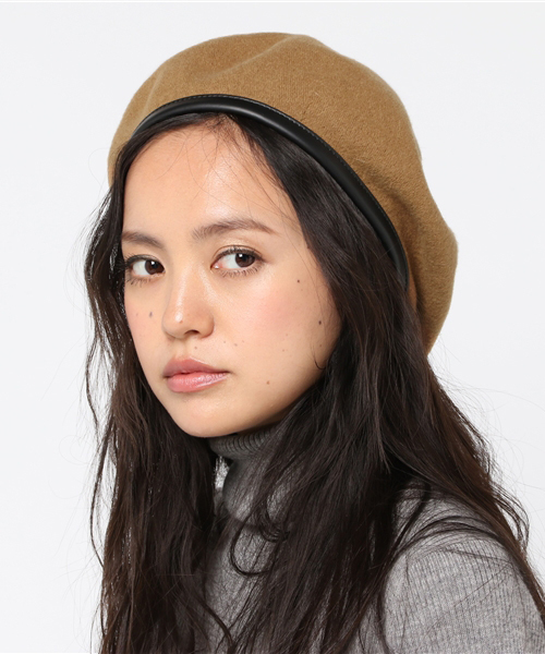 PUNYUS（プニュズ）の「パイピングベレー帽（キャスケット・レディース・ワイン/カーキ/キャメル/グレー/ブラック・FREE）」の4枚目の写真