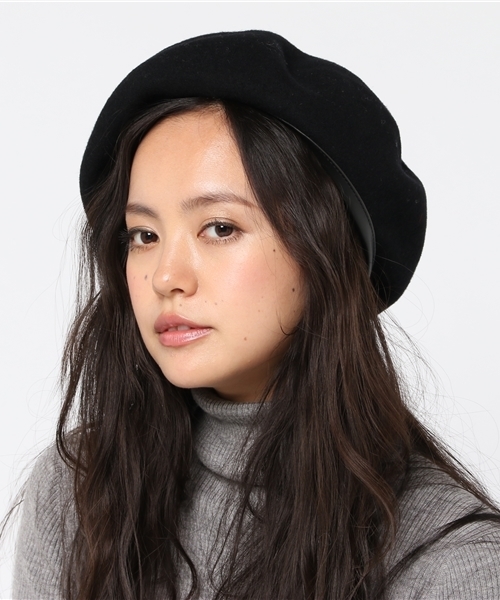 PUNYUS（プニュズ）の「パイピングベレー帽（キャスケット・レディース・ワイン/カーキ/キャメル/グレー/ブラック・FREE）」の2枚目の写真