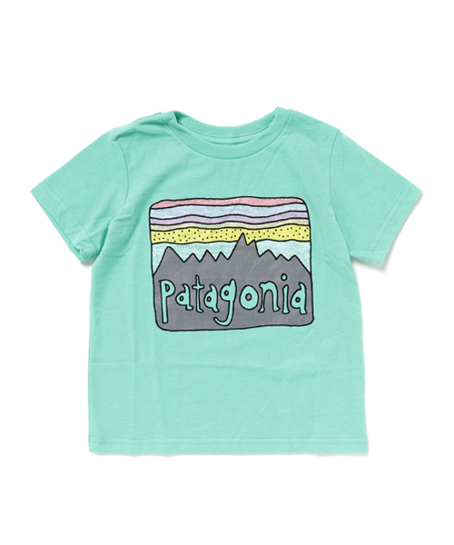 patagonia（パタゴニア）の「patagonia/パタゴニア ベビー・フィッツロイ・スカイズ・コットン／ポリ・Tシャツ （Tシャツ/カットソー・キッズ・ピンク/ブルーグリーン/グレー/ブルー・3/4/5）」の3枚目の写真