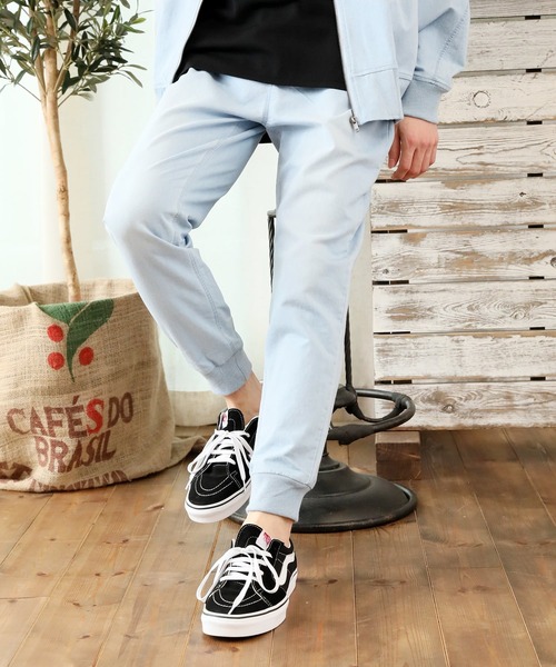 TopIsm（トップイズム）の「ライトデニム ストレッチ 裾リブ ジョガーパンツ（デニムパンツ・メンズ・ネイビー/サックスブルー/ブルー系その他・L/M/XL）」の3枚目の写真