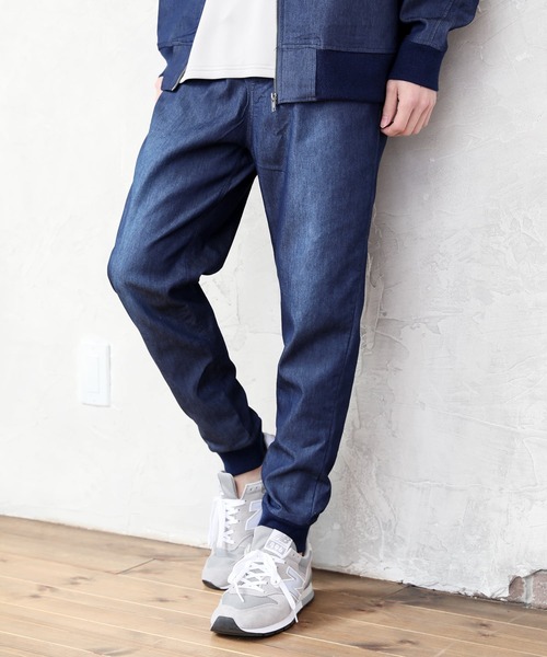 TopIsm（トップイズム）の「ライトデニム ストレッチ 裾リブ ジョガーパンツ（デニムパンツ・メンズ・ネイビー/サックスブルー/ブルー系その他・L/M/XL）」の2枚目の写真