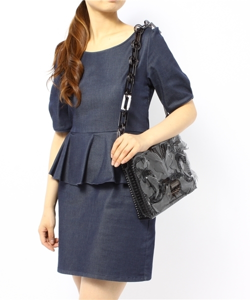 mame（マメ）の「MM13AW-AC073（ショルダーバッグ・レディース・ブラック/ホワイト/ピンク/クリア・1）」の5枚目の写真