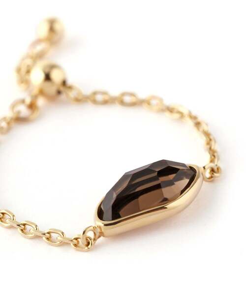SIENA ROSE（シエナロゼ）の「GEMSTONE・スライスカットリング[スモーキークォーツ]（リング・レディース・イエローゴールド・9号/13号）」の2枚目の写真