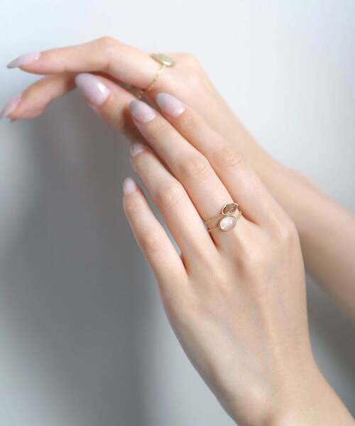 SIENA ROSE（シエナロゼ）の「GEMSTONE・スライスカットリング[スモーキークォーツ]（リング・レディース・イエローゴールド・9号/13号）」の8枚目の写真
