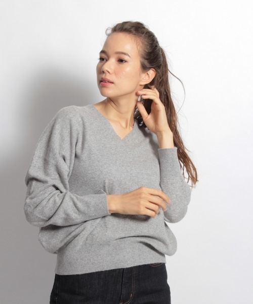 niko and...（ニコアンド）の「SOFFIOVネックプルオーバー（ニット/セーター・レディース・チャコールグレー/ベージュ/パープル/グレー/グリーン・MEDIUM/LARGE）」の7枚目の写真