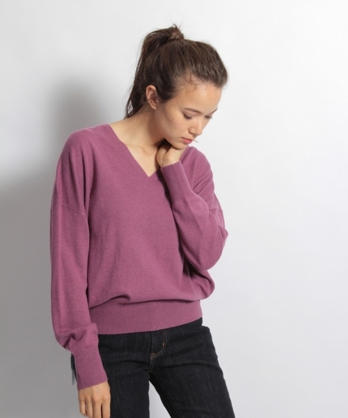 niko and...（ニコアンド）の「SOFFIOVネックプルオーバー（ニット/セーター・レディース・チャコールグレー/ベージュ/パープル/グレー/グリーン・MEDIUM/LARGE）」の8枚目の写真