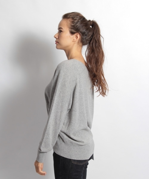 niko and...（ニコアンド）の「SOFFIOVネックプルオーバー（ニット/セーター・レディース・チャコールグレー/ベージュ/パープル/グレー/グリーン・MEDIUM/LARGE）」の11枚目の写真