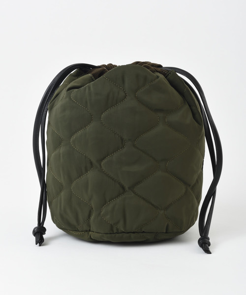 I.D.E.A international（イデアインターナショナル）の「Quilting Drawstring Bag（トートバッグ・レディース・ブラック/カーキ/イエロー・ﾌﾘ-）」の3枚目の写真