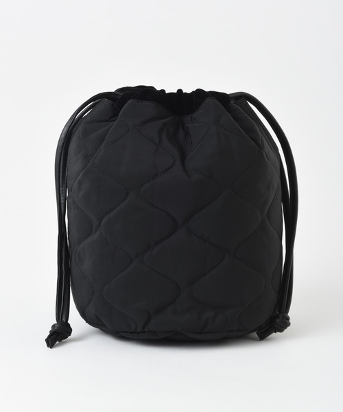 I.D.E.A international（イデアインターナショナル）の「Quilting Drawstring Bag（トートバッグ・レディース・ブラック/カーキ/イエロー・ﾌﾘ-）」の2枚目の写真