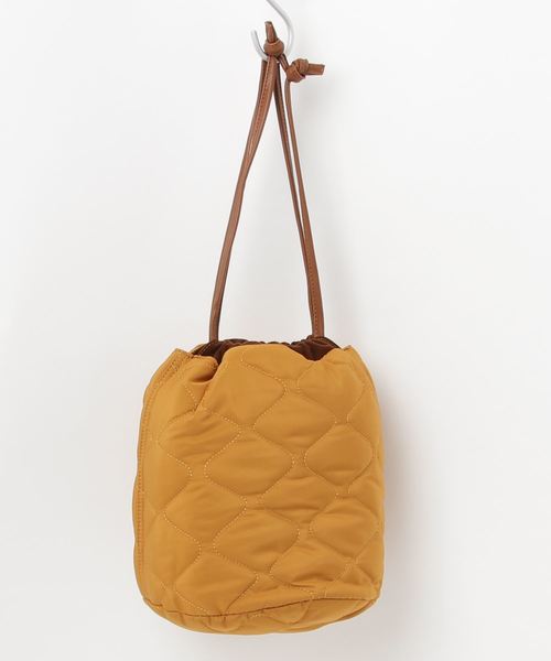 I.D.E.A international（イデアインターナショナル）の「Quilting Drawstring Bag（トートバッグ・レディース・ブラック/カーキ/イエロー・ﾌﾘ-）」の16枚目の写真