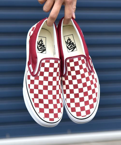 VANS（バンズ）の「VANS: 【エクスクルーシブ】 UA CLASSIC SLIP-ON（スリッポン・メンズ・ライトブルー/ワイン・8/8.5/9/9.5/10/11）」の2枚目の写真