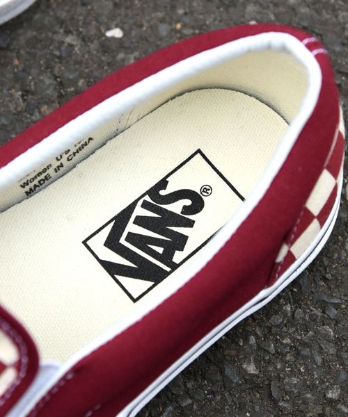 VANS（バンズ）の「VANS: 【エクスクルーシブ】 UA CLASSIC SLIP-ON（スリッポン・メンズ・ライトブルー/ワイン・8/8.5/9/9.5/10/11）」の6枚目の写真