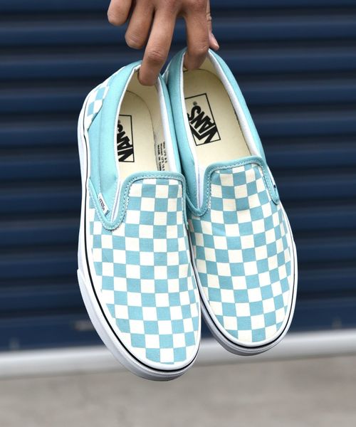 VANS（バンズ）の「VANS: 【エクスクルーシブ】 UA CLASSIC SLIP-ON（スリッポン・メンズ・ライトブルー/ワイン・8/8.5/9/9.5/10/11）」の19枚目の写真