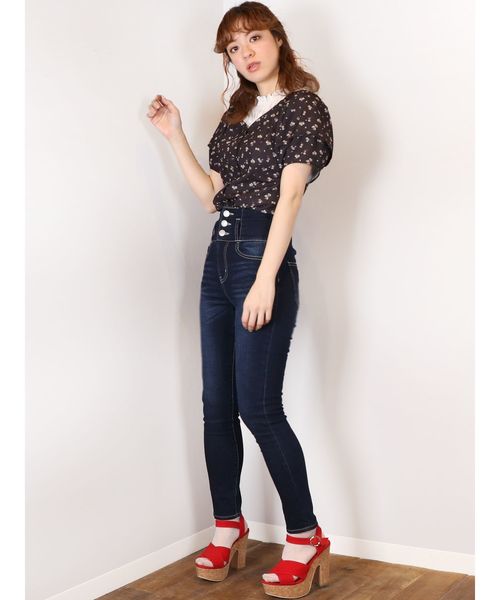 dazzlin（ダズリン）の「おはなプリントブラウス（シャツ/ブラウス・レディース・オフホワイト/ブラック・SMALL/MEDIUM）」の21枚目の写真