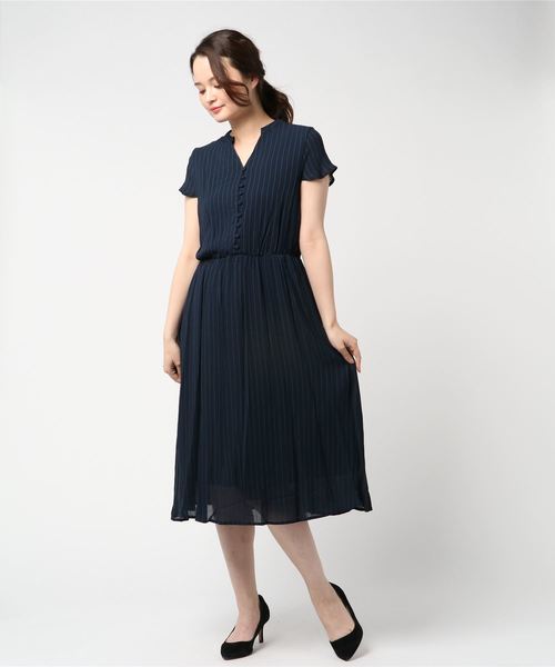 TRUDEA(トルディア)の「クルミ釦スキッパーワンピース(ワンピース・レディース・ブラック/ベージュ/ネイビー/ピンク/キャメル・MEDIUM/LARGE)」の10枚目の写真