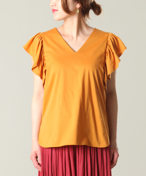 Tiara（ティアラ）の「Vネックギャザースリーブカットソー（Tシャツ/カットソー・レディース・マスタード/ホワイト×ブラック/レッド/ブラック・FREE）」の8枚目の写真