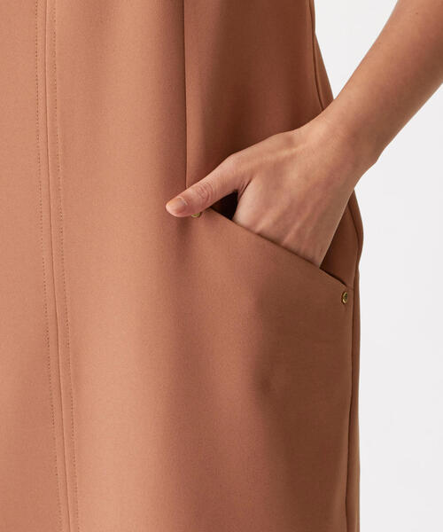 EMMEL REFINES(エメルリファインズ)の「FC PE バックル ジャンパースカート(ワンピース・レディース・ブラック/ブラウン・S/M)」の9枚目の写真