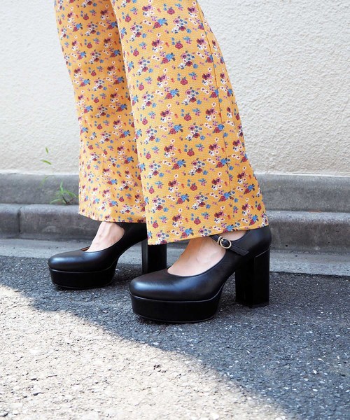 あしながおじさん（アシナガオジサン）の「〈あしながおじさん〉厚底ストラップパンプス（パンプス・レディース・クリアブラック/チェック/ブラック/レッド・22.5cm/24.0cm/23.0cm/23.5cm/24.5cm）」の2枚目の写真