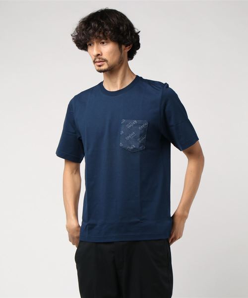 Reebok（リーボック）の「クラシックス ロゴ ポケット Tシャツ / Classics Logo Pocket Tee（Tシャツ/カットソー・メンズ・ネイビー/ブラック・SMALL/X-SMALL/LARGE/MEDIUM/XXX-LARGE/X-LARGE/XX-LARGE）」の8枚目の写真