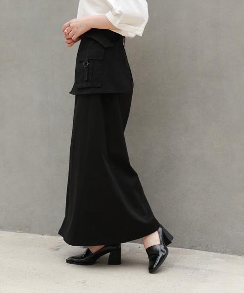 PAGEBOY（ページボーイ）の「エプロンポケットミリタリースカート（スカート・レディース・ブラック/カーキ/キャメル・FREE）」の2枚目の写真